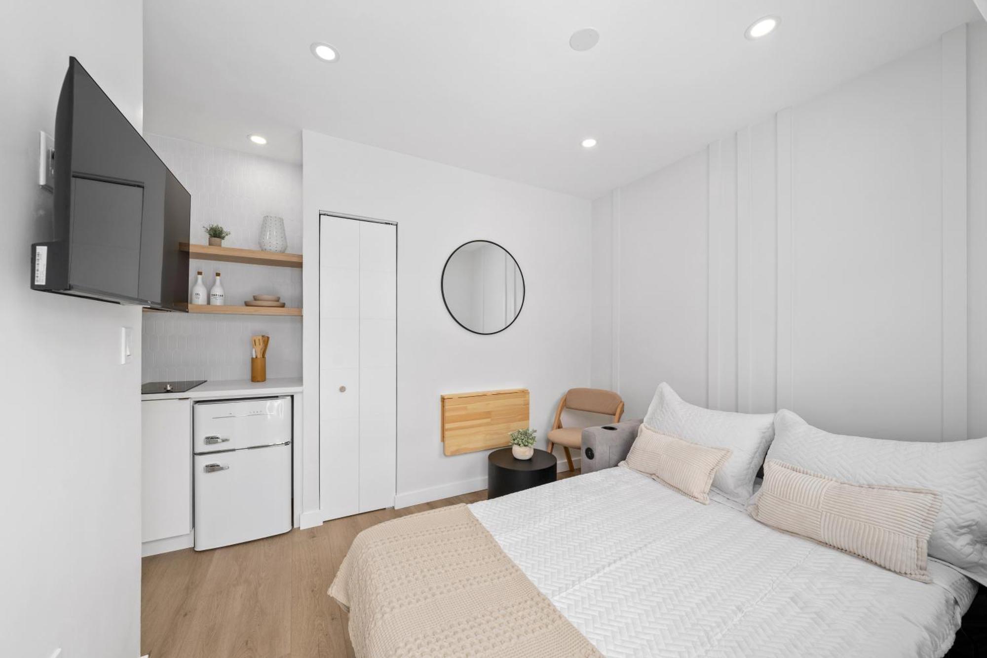 M Lake Worth Beach - Modern Villas Near West Palm Beach, Chic Retro Vibes, King Bed, Cozy Backyard, Bbq, Workspace, High-Speed Internet, Free Parking, 5 Minutes To Downtown & Beach Ngoại thất bức ảnh