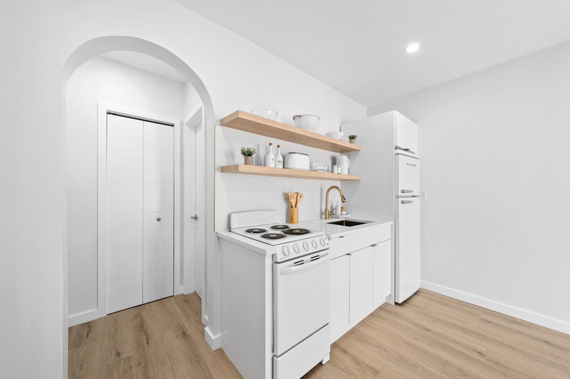 M Lake Worth Beach - Modern Villas Near West Palm Beach, Chic Retro Vibes, King Bed, Cozy Backyard, Bbq, Workspace, High-Speed Internet, Free Parking, 5 Minutes To Downtown & Beach Ngoại thất bức ảnh