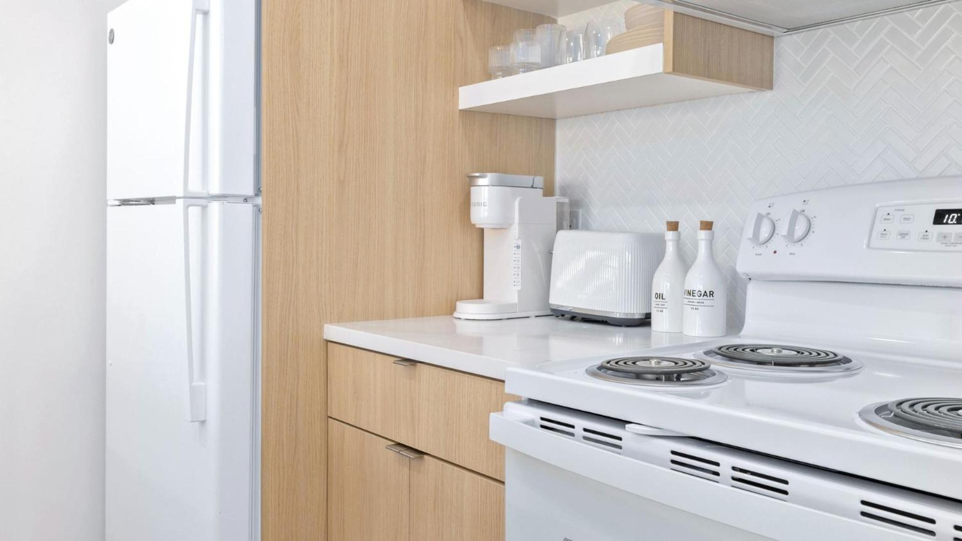 M Lake Worth Beach - Modern Villas Near West Palm Beach, Chic Retro Vibes, King Bed, Cozy Backyard, Bbq, Workspace, High-Speed Internet, Free Parking, 5 Minutes To Downtown & Beach Ngoại thất bức ảnh