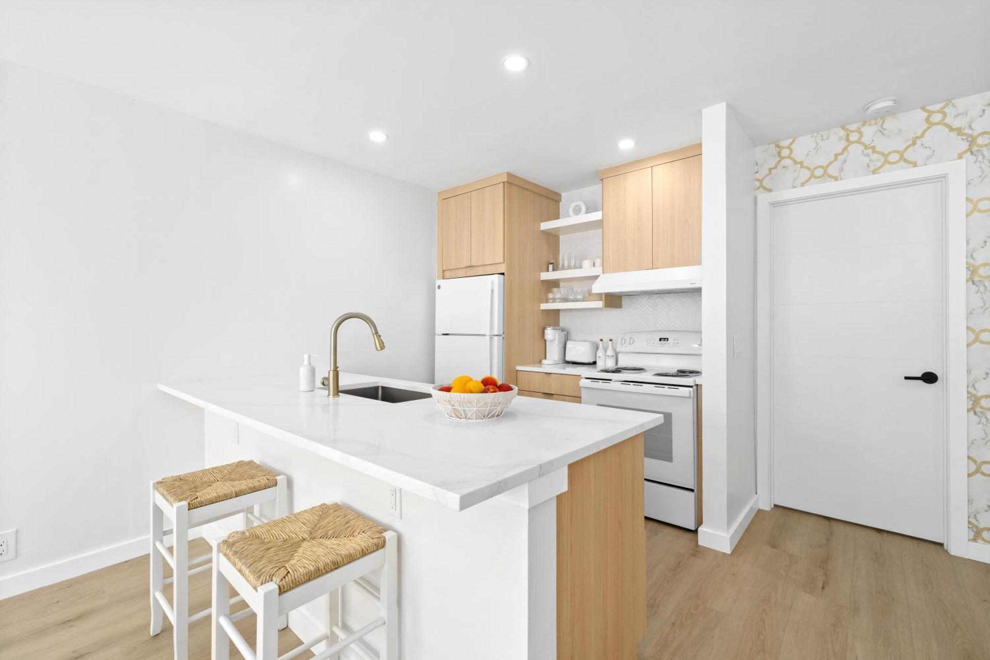 M Lake Worth Beach - Modern Villas Near West Palm Beach, Chic Retro Vibes, King Bed, Cozy Backyard, Bbq, Workspace, High-Speed Internet, Free Parking, 5 Minutes To Downtown & Beach Ngoại thất bức ảnh