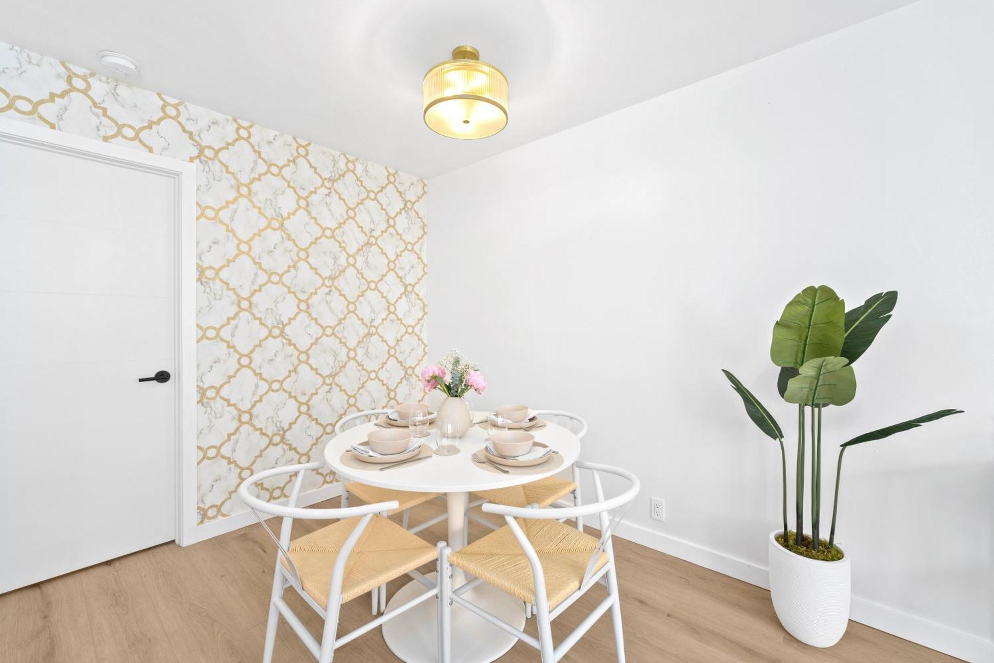 M Lake Worth Beach - Modern Villas Near West Palm Beach, Chic Retro Vibes, King Bed, Cozy Backyard, Bbq, Workspace, High-Speed Internet, Free Parking, 5 Minutes To Downtown & Beach Ngoại thất bức ảnh