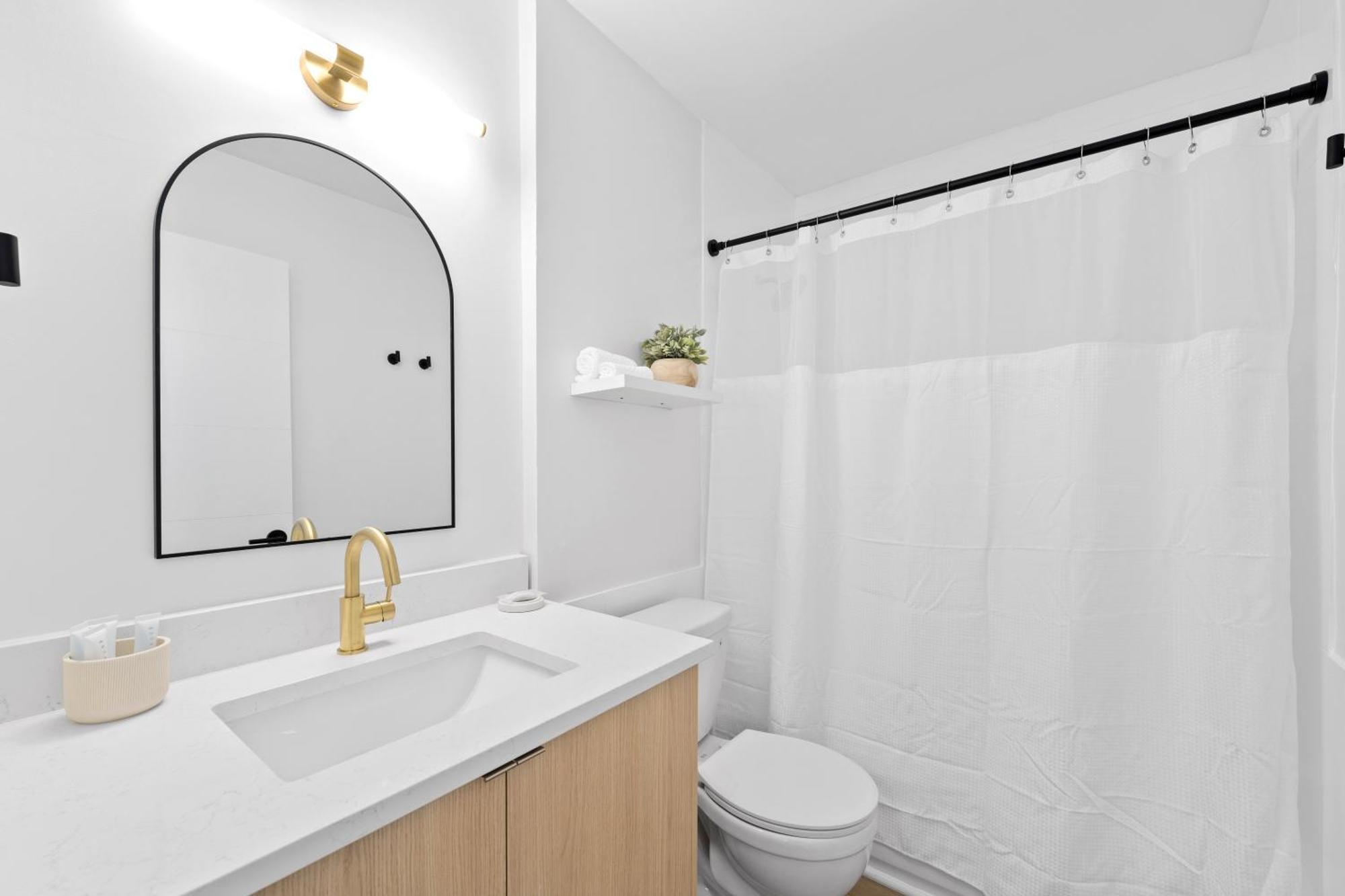 M Lake Worth Beach - Modern Villas Near West Palm Beach, Chic Retro Vibes, King Bed, Cozy Backyard, Bbq, Workspace, High-Speed Internet, Free Parking, 5 Minutes To Downtown & Beach Ngoại thất bức ảnh