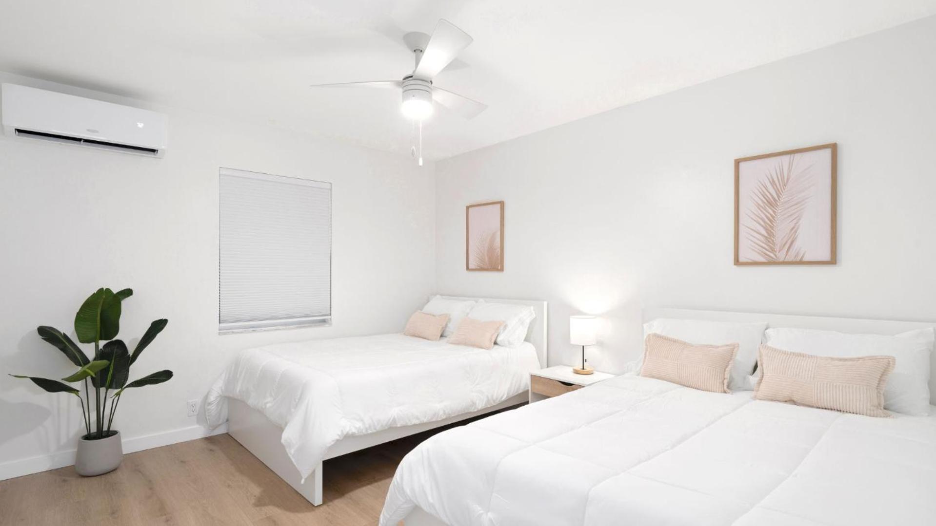 M Lake Worth Beach - Modern Villas Near West Palm Beach, Chic Retro Vibes, King Bed, Cozy Backyard, Bbq, Workspace, High-Speed Internet, Free Parking, 5 Minutes To Downtown & Beach Ngoại thất bức ảnh
